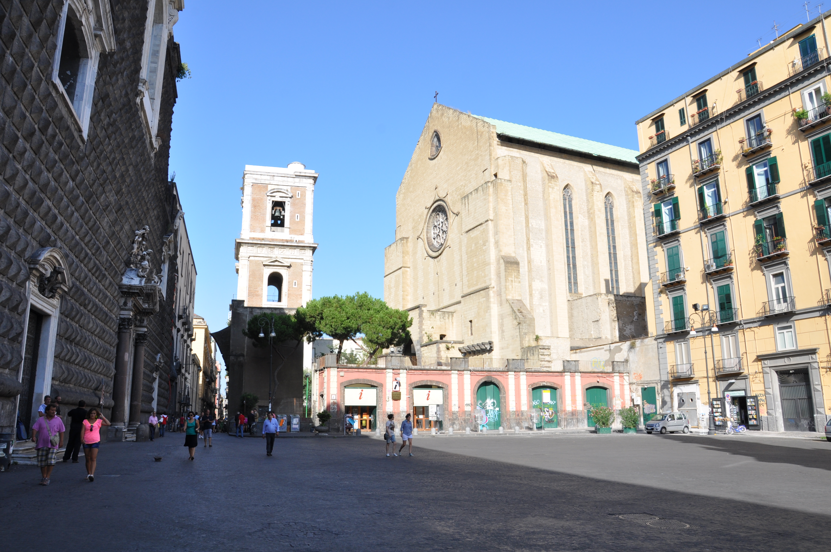 Piazza del Gesù